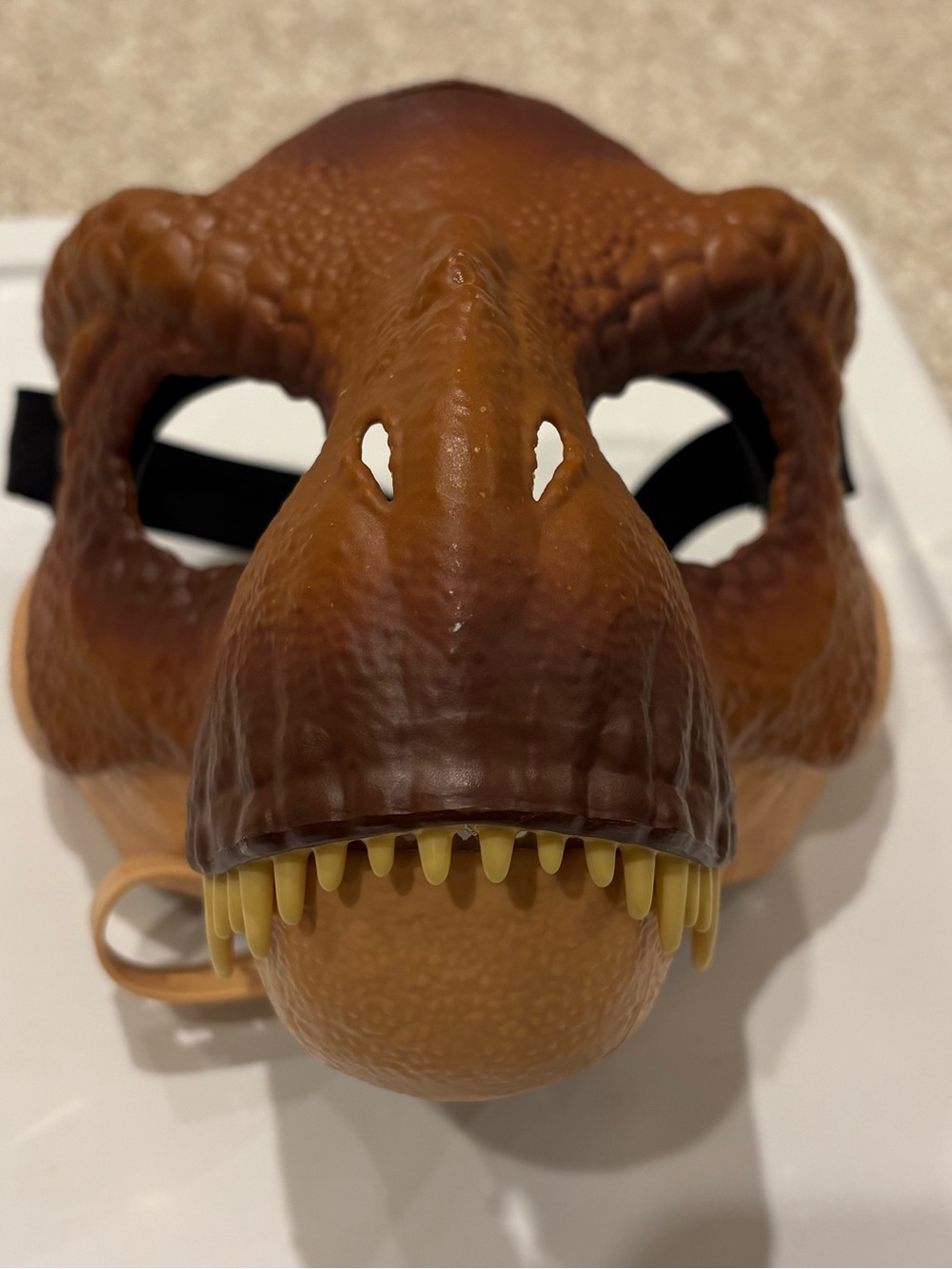 Universal Studios Jurassic Park dinosaur mask. Like new one size kid/adult